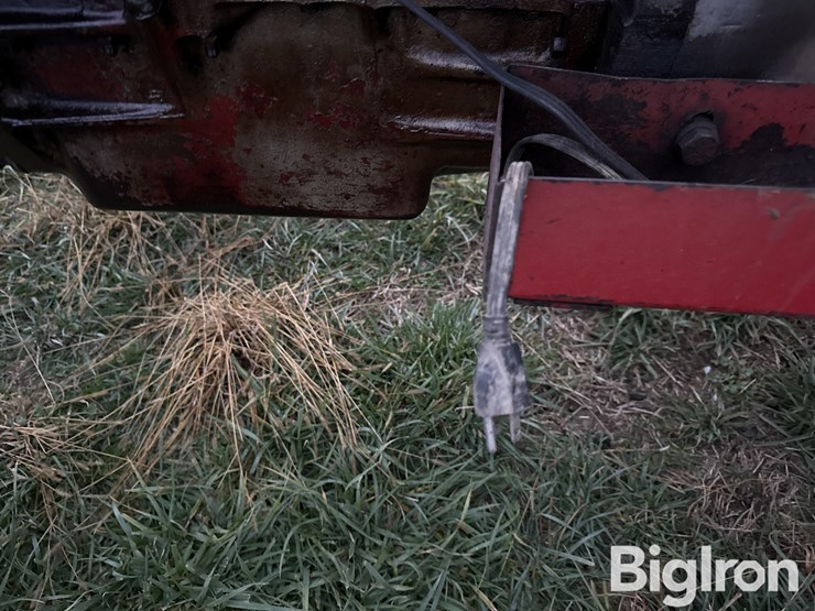 massey-ferguson-165-image-15