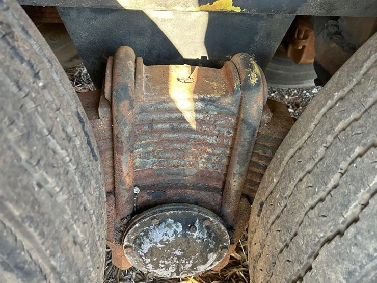 1981-caterpillar-3208-image-27