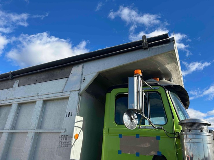 western-star-4964f-image-30