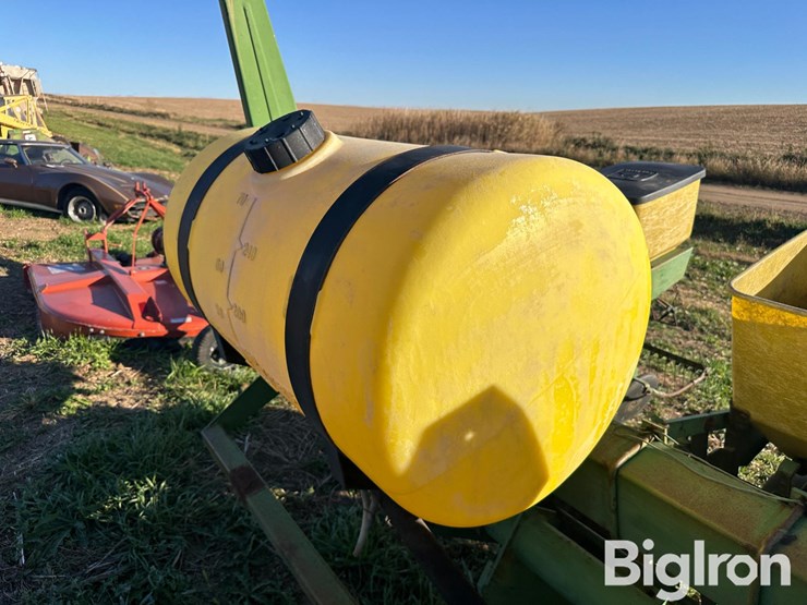 john-deere-7000-image-14