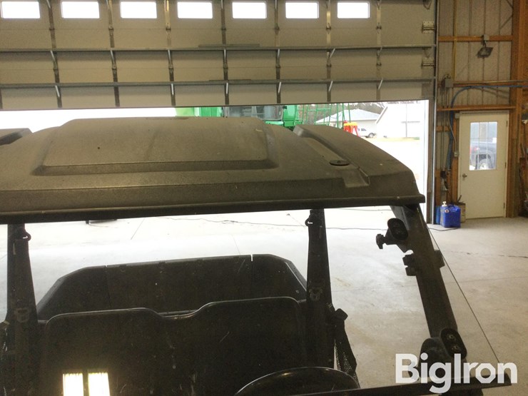 john-deere-gator-image-11