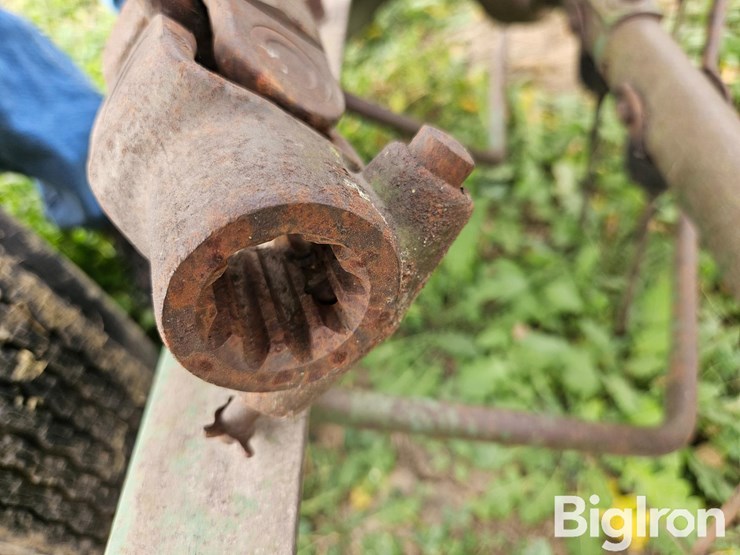 john-deere-640-image-15