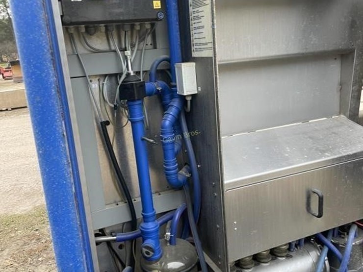 delavel-classic-vms-milking-robot-image-6