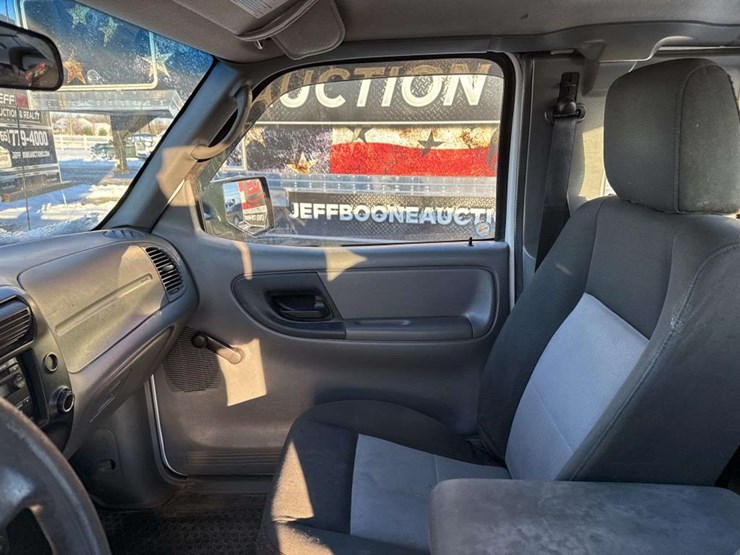 2011-ford-ranger-image-14