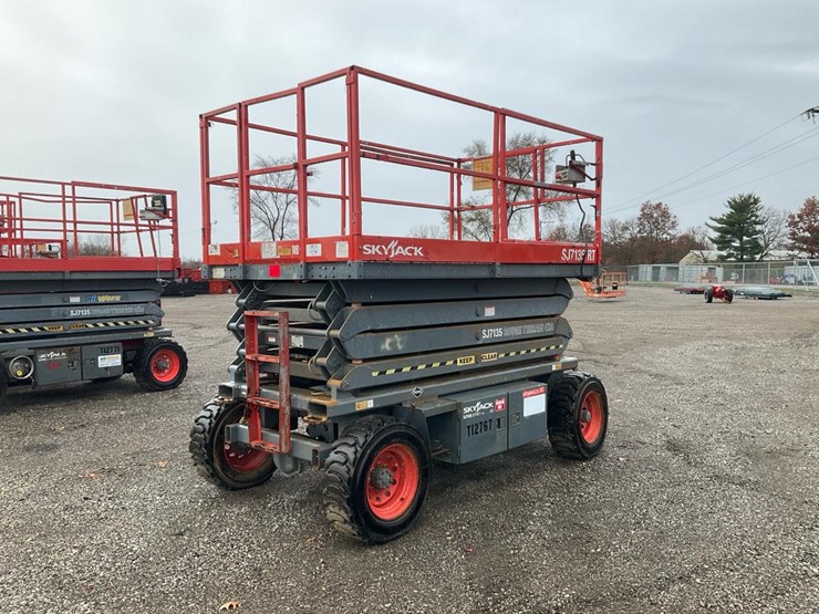 skyjack-sj7135rt-image-5