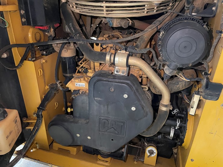 caterpillar-249d-image-32