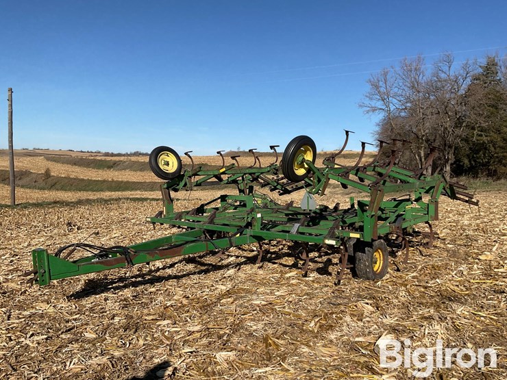 john-deere-960-image-1