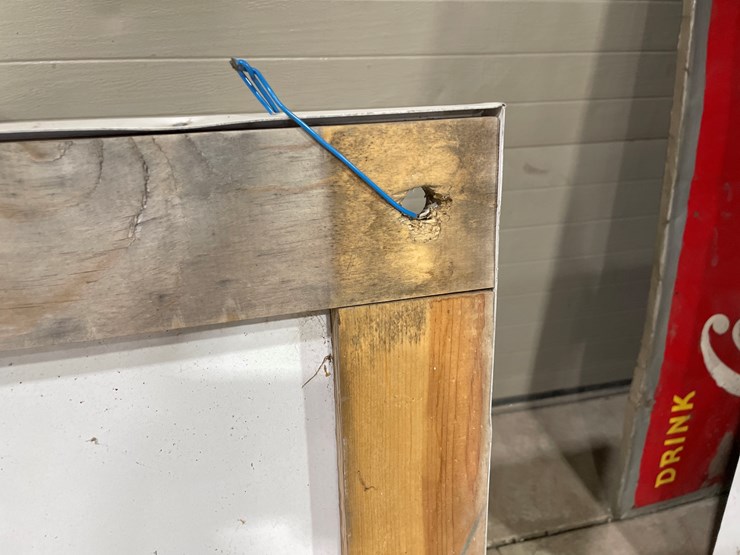 #7843-•-metal-pioneer-sign-with-wood-frame-image-7