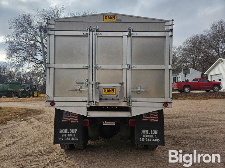 2005-international-durastar-4400-image-6