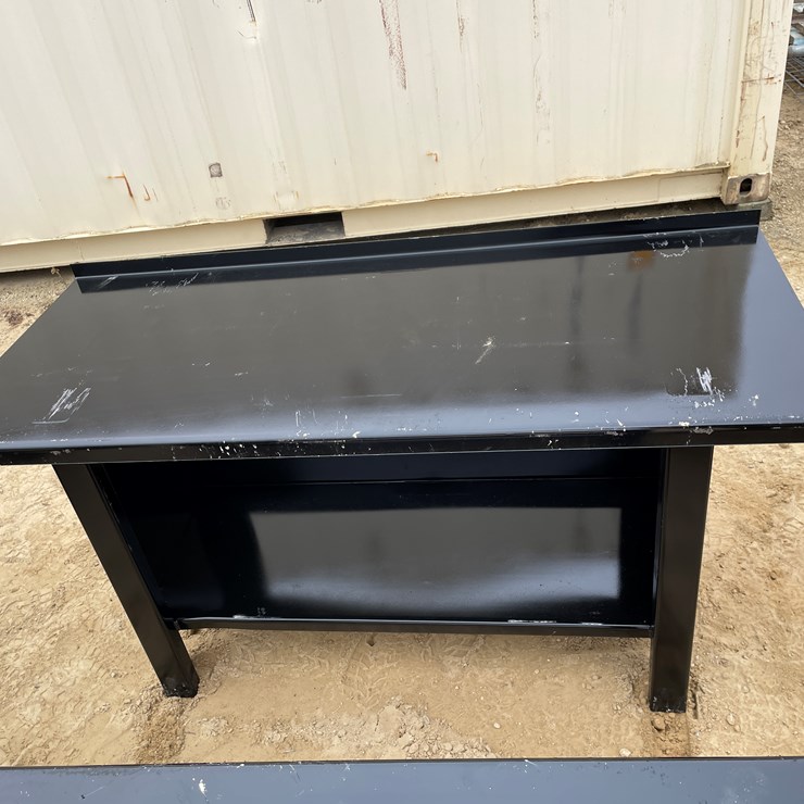 #2556 • New KC 60" Metal Work Bench