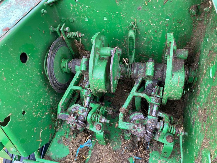 john-deere-328-image-29