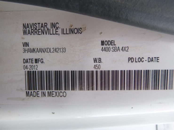 2013-international-durastar-4400-image-30