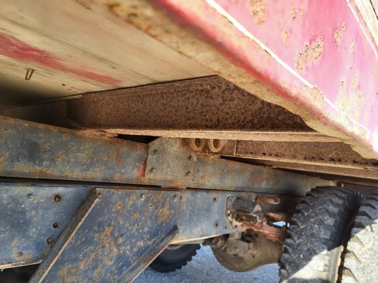 1970-international-loadstar-image-16