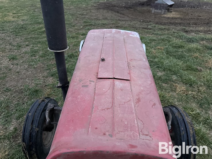 massey-ferguson-165-image-17