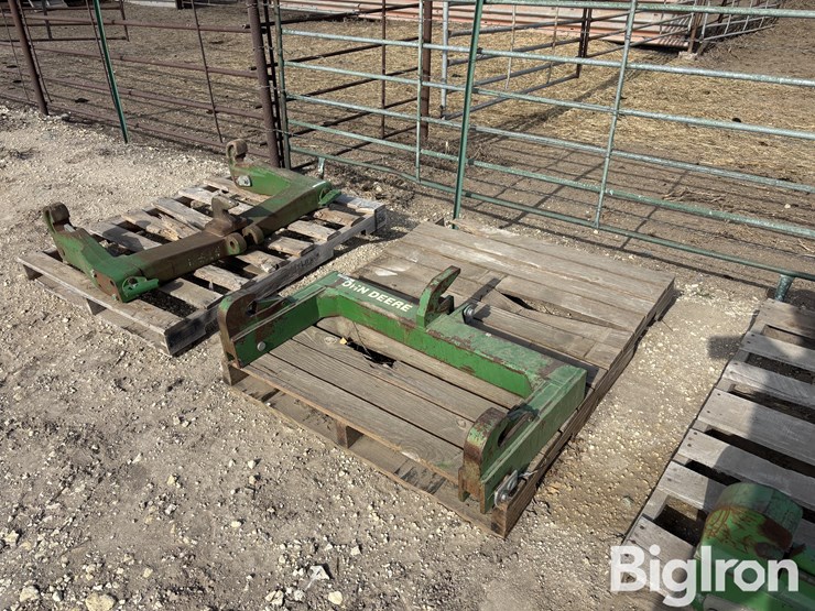 john-deere-2-image-1