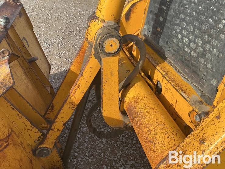 john-deere-310d-image-16