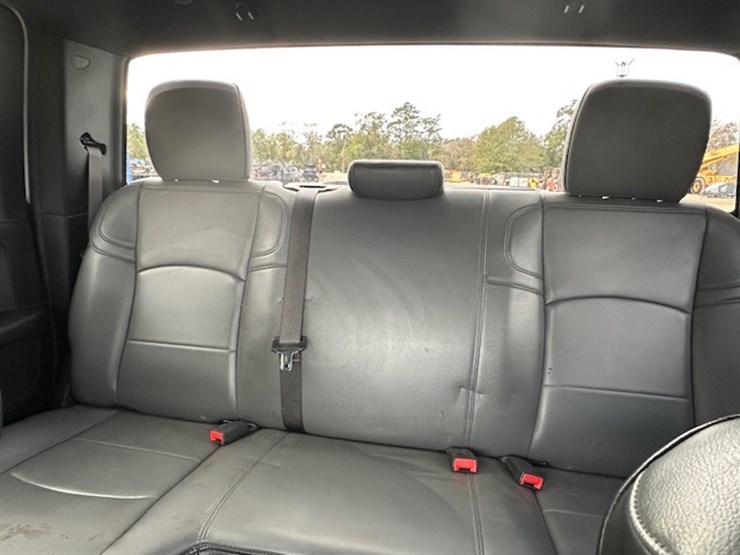 2022-dodge-ram-2500-image-37