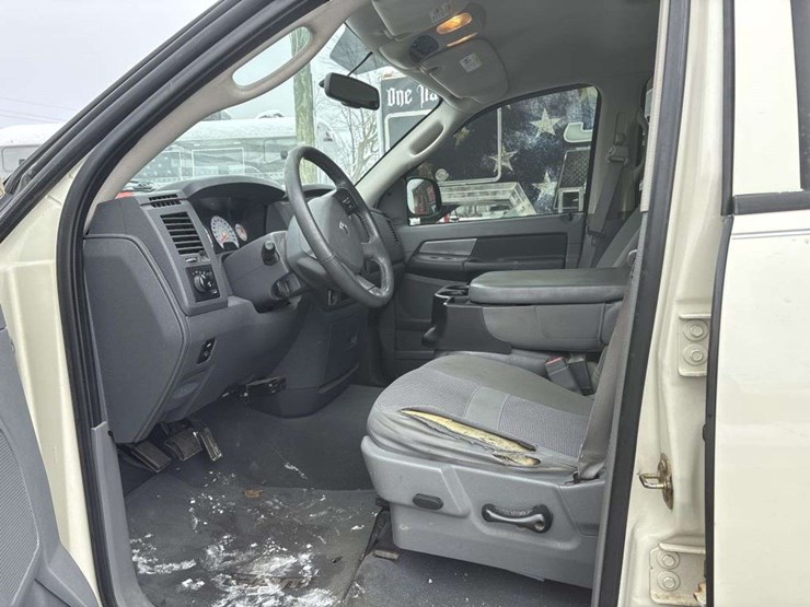 2007-dodge-1500-image-13