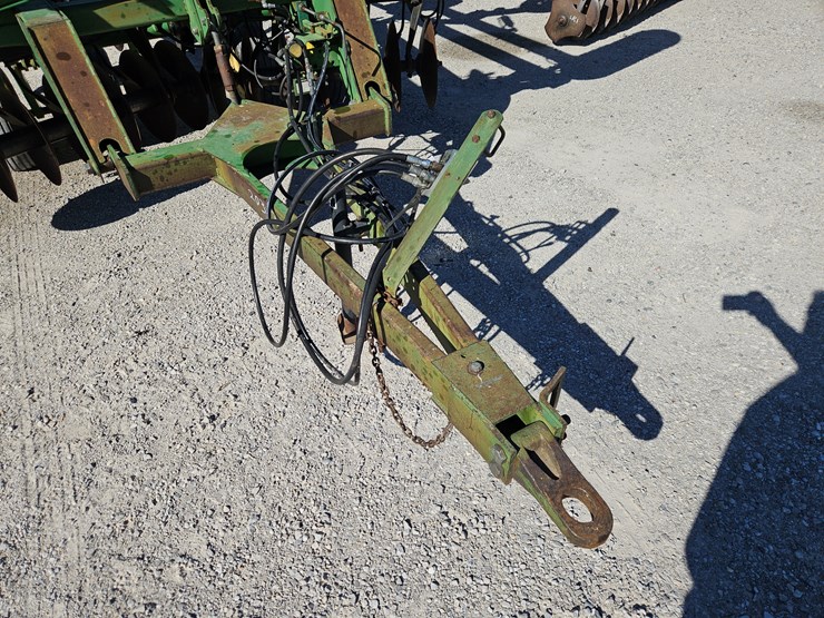 john-deere-630-image-2