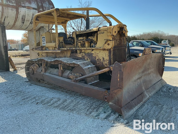 caterpillar-d7-image-3