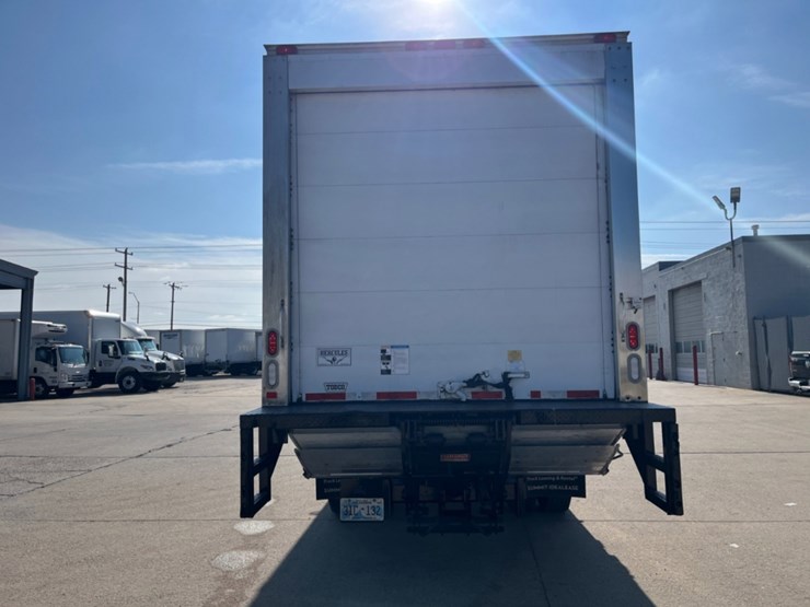 2019-international-durastar-4300-image-6