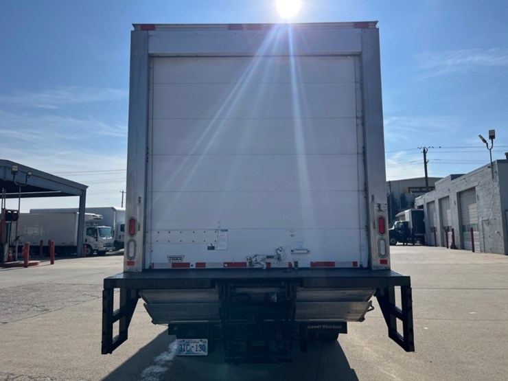 2019-international-durastar-4300-image-6