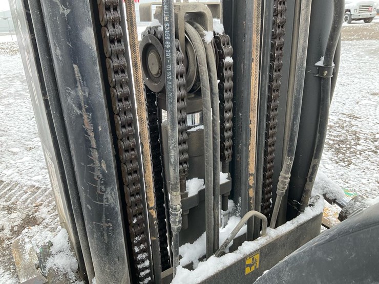 mitsubishi-fg30-image-19