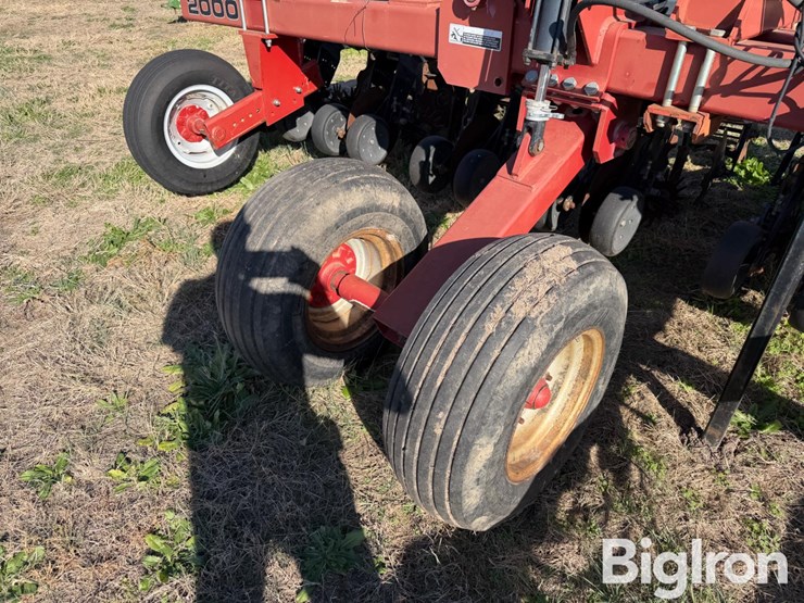 redball-2000-image-13