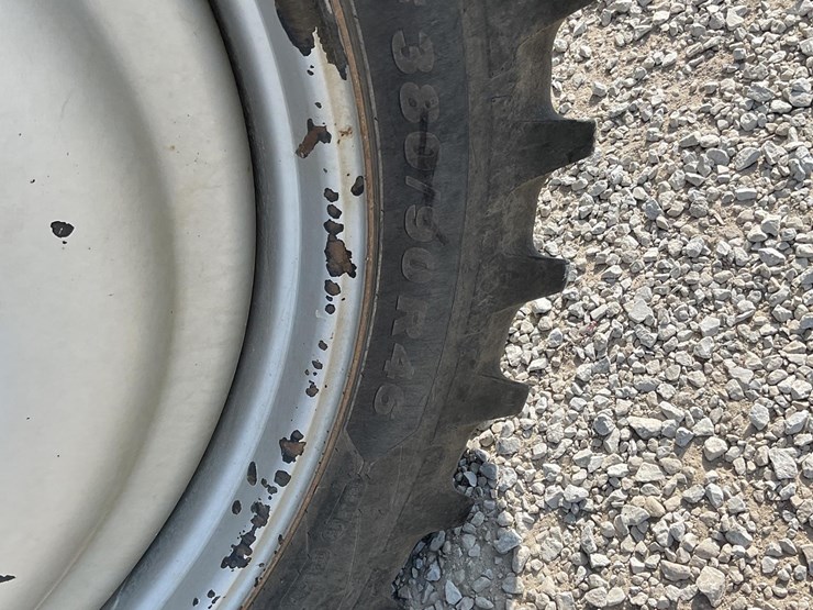 case-ih-patriot-3330-image-14