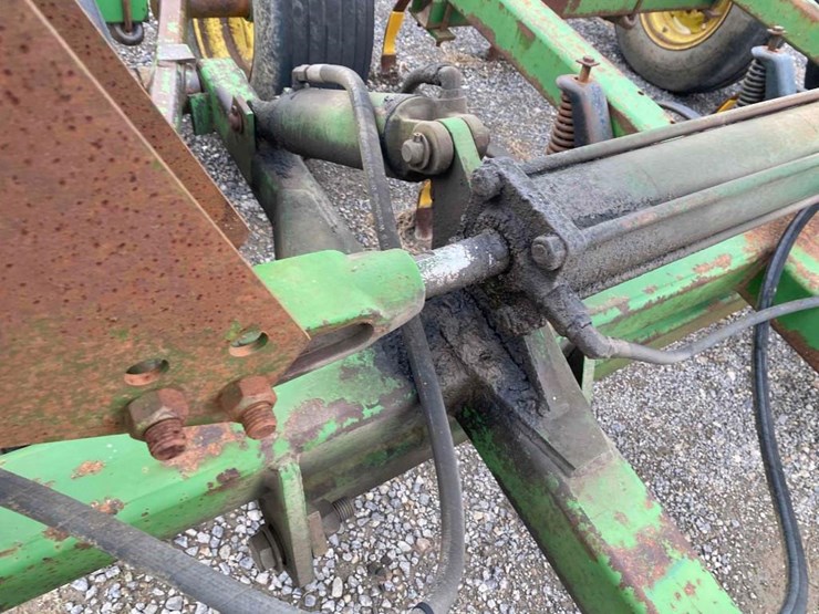 john-deere-724-image-34