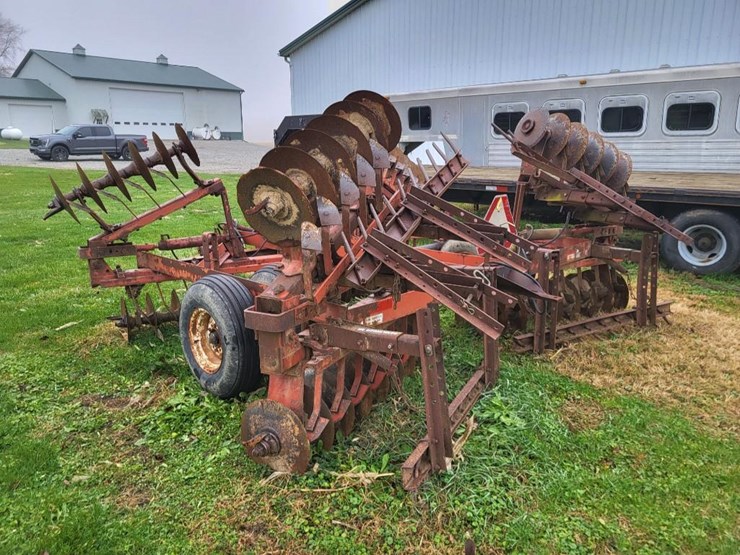 case-ih-470-image-3