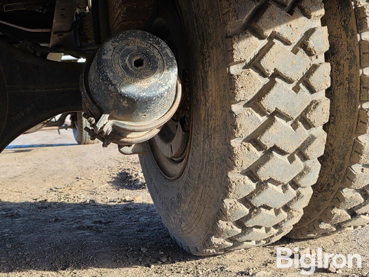 1982-caterpillar-3208-image-20