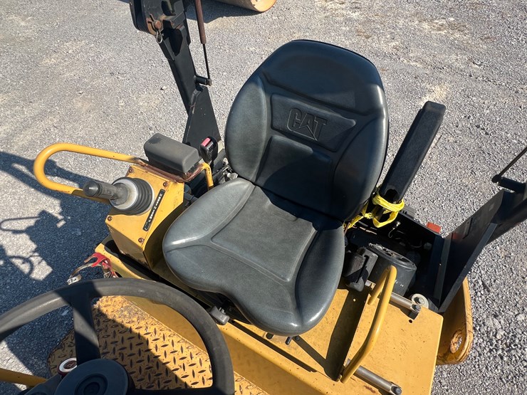 caterpillar-cb-334e-image-13