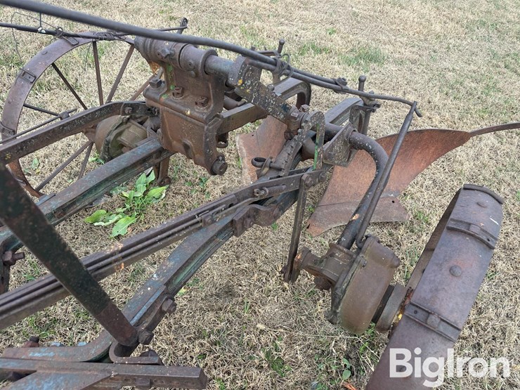 john-deere-2-image-12