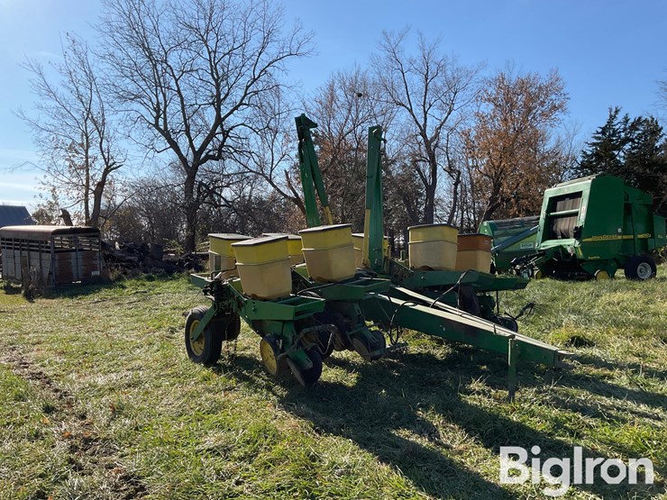 john-deere-7000-image-3