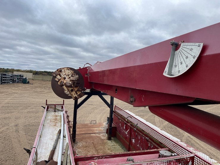 #1119-•-2009-freightliner-digger-derrick-(has-mn-title)-image-51