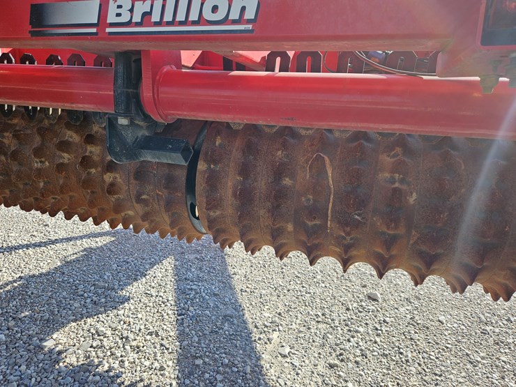 #203407-•-2014-brillion-xlh144-cultipacker-image-7