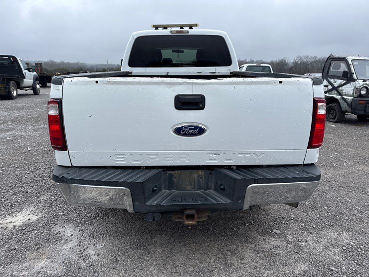 2012-ford-f250-xl-image-7