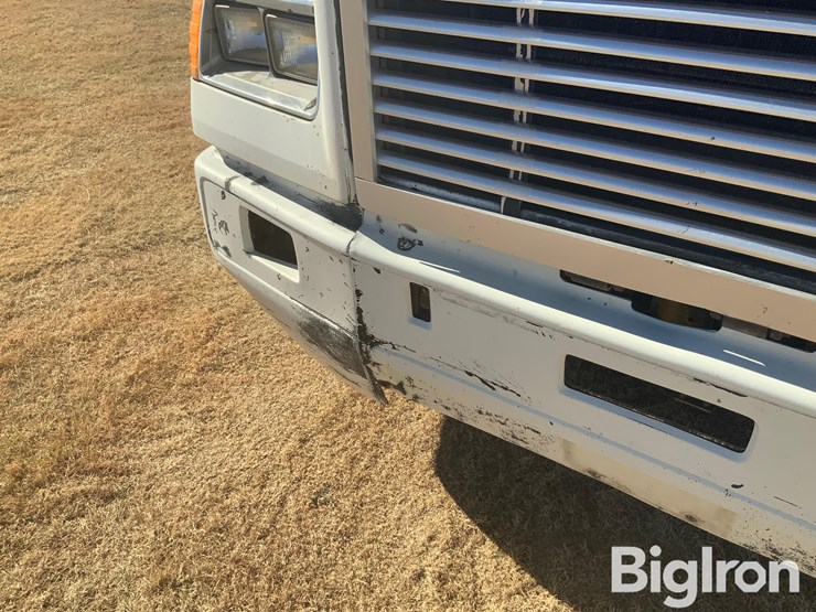 freightliner-fld112-image-18