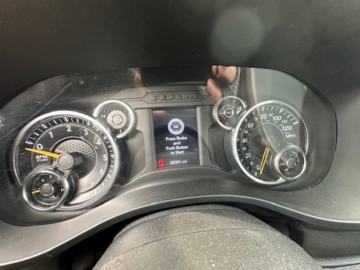 dodge-ram-1500-image-47