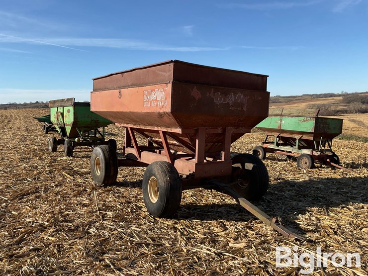 m&w-little-red-wagon-image-3