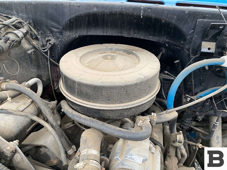 chevrolet-cheyenne-truck---caution-image-34