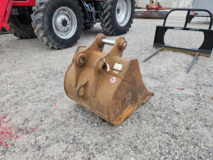 #201179-•-wb-excavator-bucket-image-3