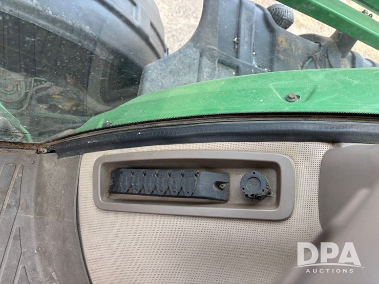 john-deere-r4045-image-129