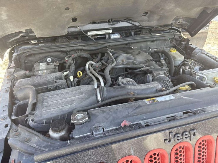 2012-jeep-wrangler-image-26