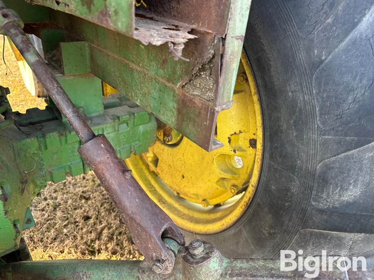 john-deere-4020-image-19