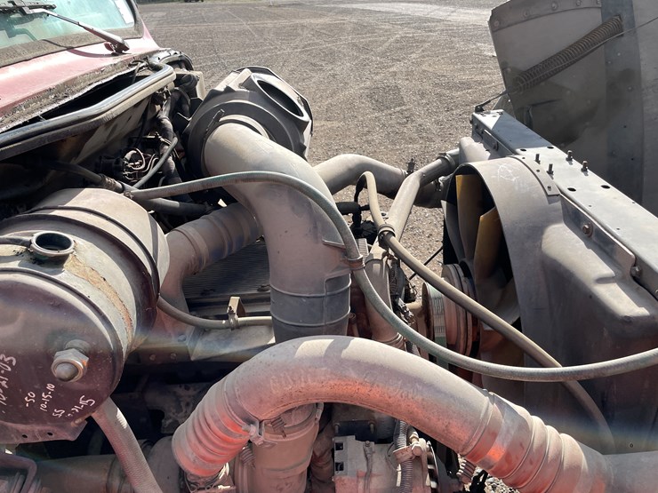 #1108-•-1996-international-cab-and-chassis-(has-mn-title)-image-15