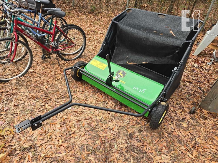 john-deere-la-image-1