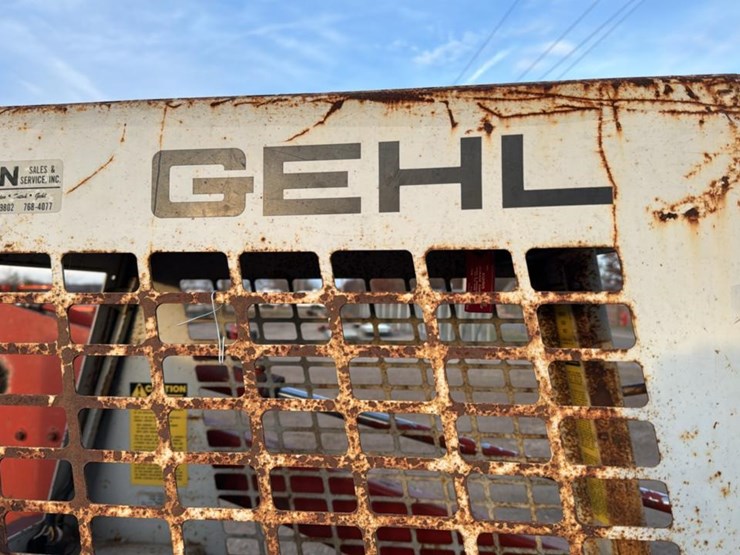 #1150-•-gehl-skid-steer*-image-9
