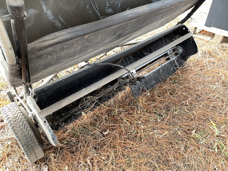#209-•-agri-fab-42"-lawn-sweeper-with-dethatcher-(boyceville,-wi)-image-13